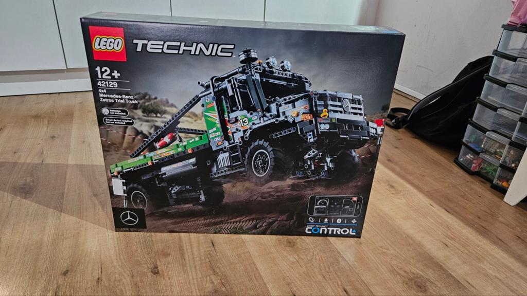 Lego Technic 42129 Mercedes Zetros Nieuw Ongeopened, Kinderen en Baby's, Speelgoed | Duplo en Lego, Ophalen of Verzenden, Nieuw