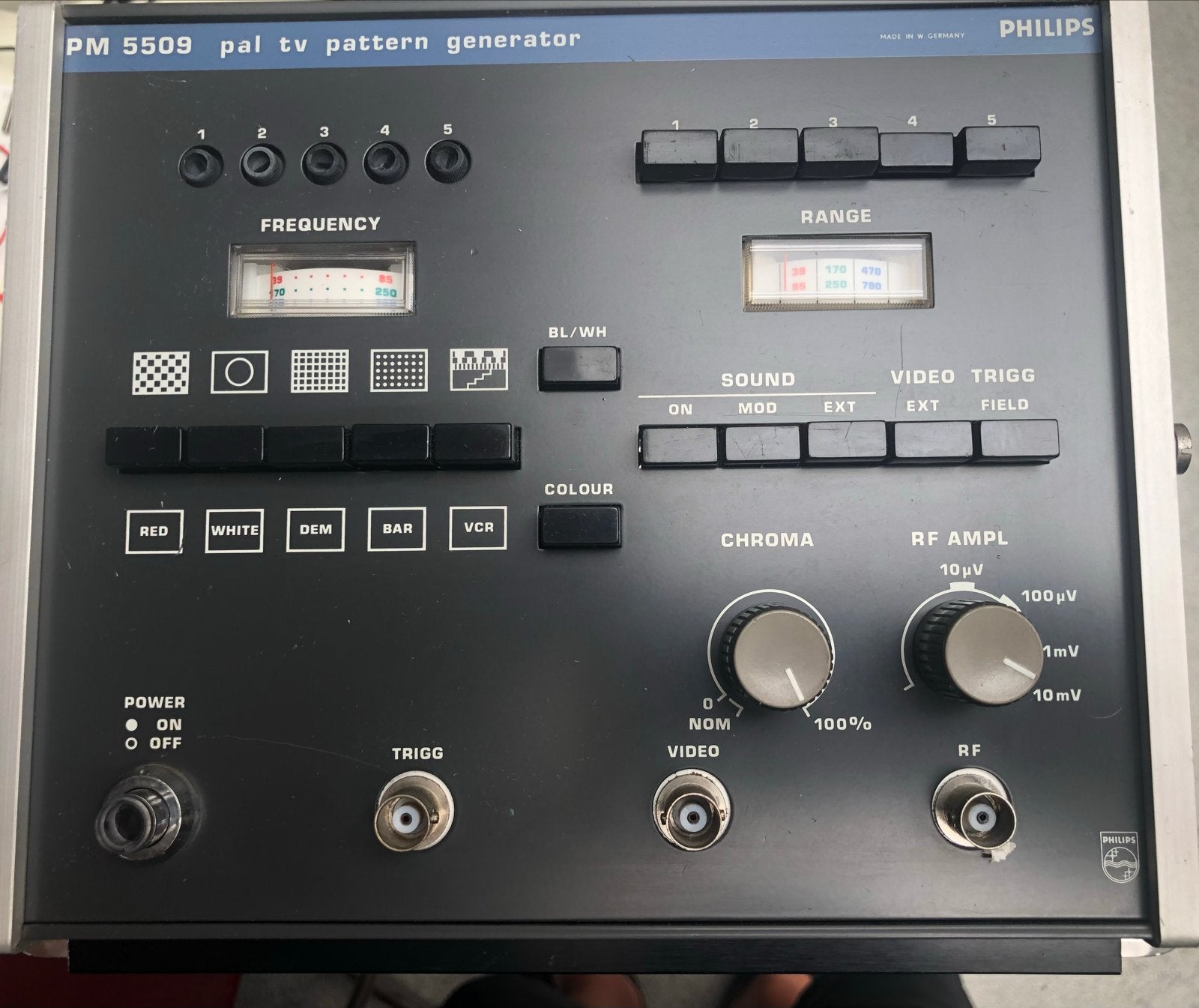 Philips PM5509 PAL Patroongenerator - Vintage TV Testbeeld, Verzenden, Gebruikt, Tv en Weergevers