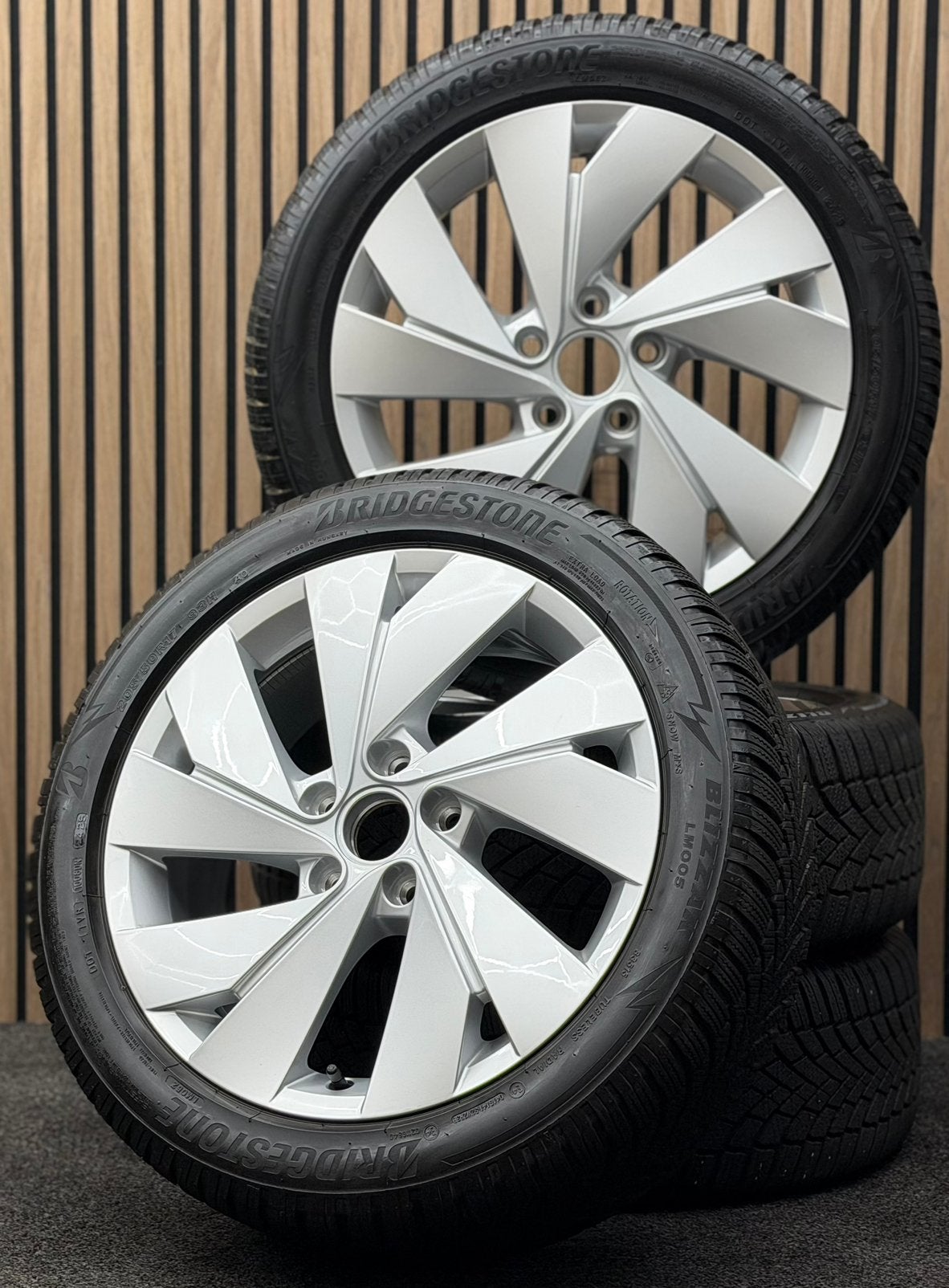 ZGAN! Originele 17 inch VW Golf Belmont Bridgestone AO 2025, Auto-onderdelen, Banden en Velgen, Ophalen, ., Banden en Velgen, 17 inch