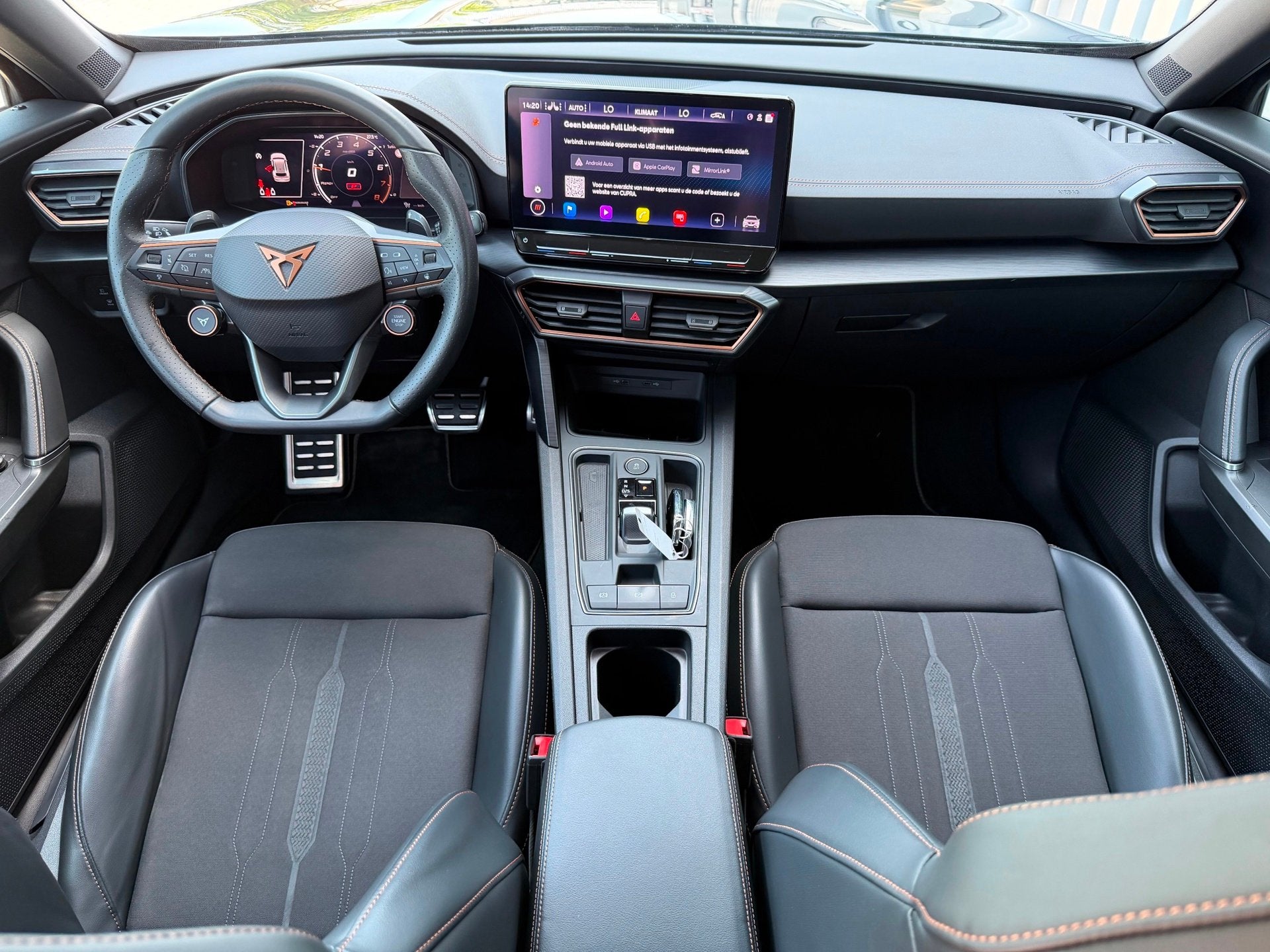 CUPRA Formentor 2.0 TSI 4DRIVE 310PK ACC Sportuitlaat Full O, 1998 cc, 15 km/l, Zwart, 4 cilinders