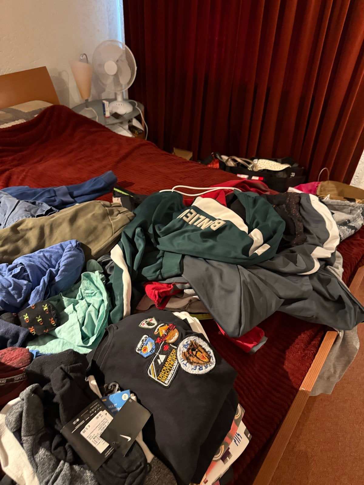 Diverse kledingstukken T-Shirts, (Korte) broeken, Truien,, Kleding | Heren, Ophalen, Gedragen