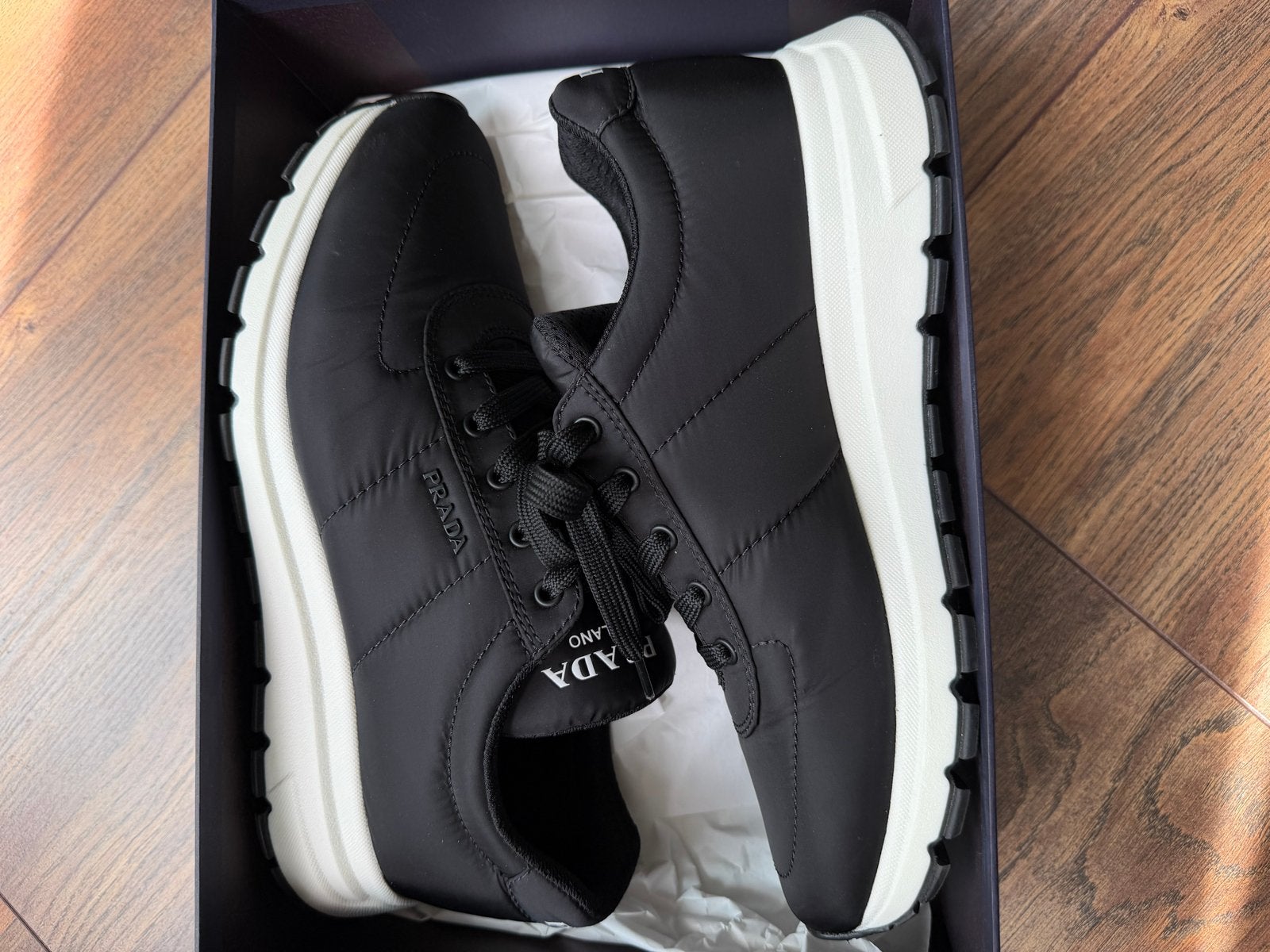 Prada Heren Sneakers - Maat 43 - Gedragen, Ophalen of Verzenden, Gedragen, Zwart, Sneakers of Gympen