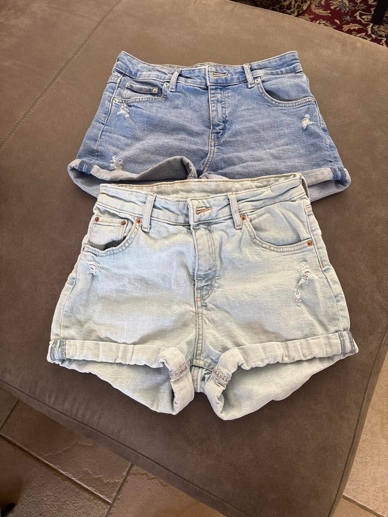 Bershka Jeans Short Maat 36, Kleding | Dames, Broeken en Pantalons, Kort, Blauw, Ophalen of Verzenden, Zo goed als nieuw