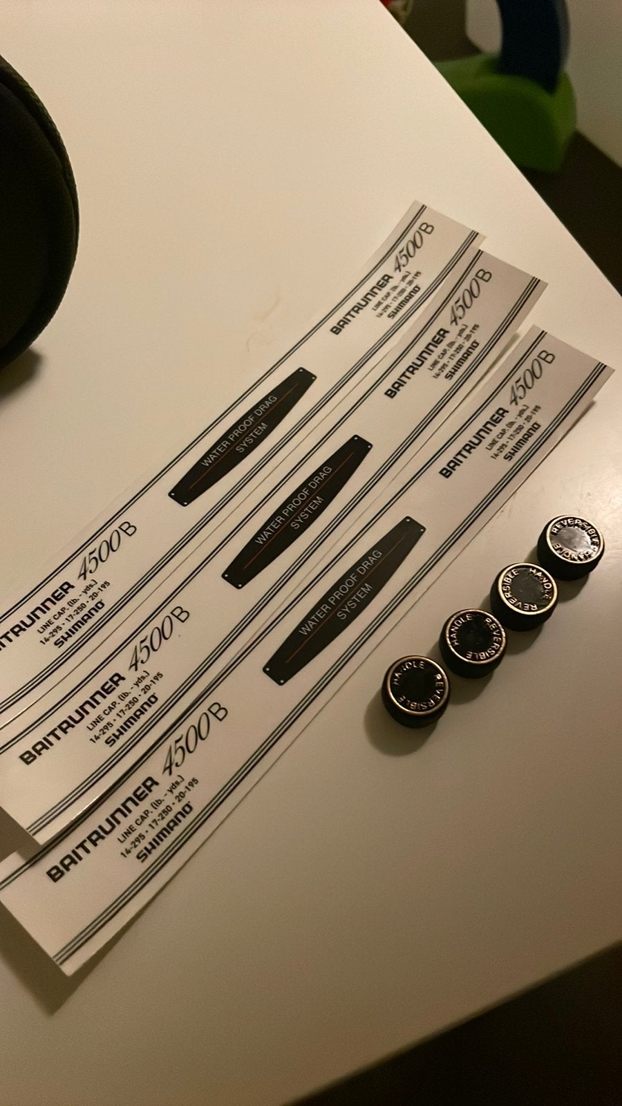 Shimano baitrunner sticker 4500a, 4500b, 3500a, 3500b, 6500, Ophalen, Zo goed als nieuw, Molen