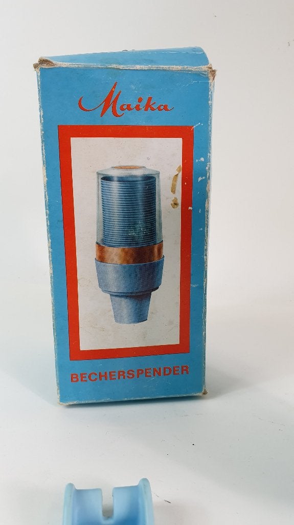 Vintage Maika kunststof bekerhouder, met bekers. 4C8, Ophalen of Verzenden, Overige typen