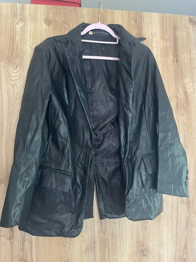 Zwarte blazer te koop, Kleding | Dames, Jassen | Zomer, Ophalen of Verzenden, Zo goed als nieuw, Zwart
