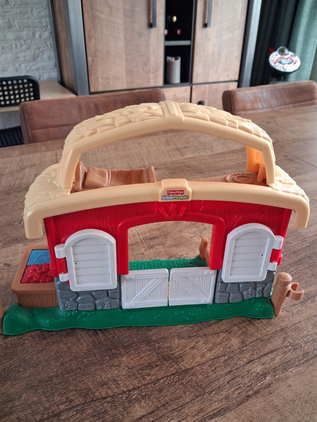 Paardenschuur met hinnik geluidjes enz. Izgst., Kinderen en Baby's, Speelgoed | Fisher-Price, Ophalen of Verzenden, Gebruikt