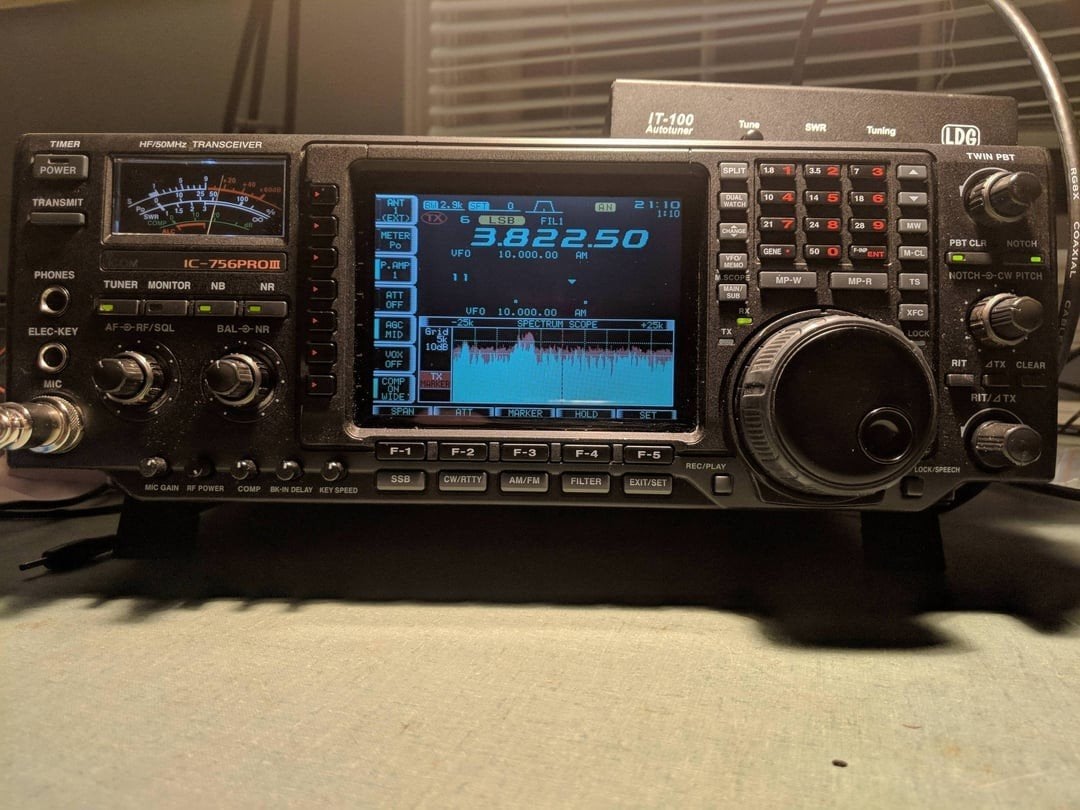 Icom IC-756 Pro III ruil/inruil gezocht voor Icom IC-7300 /, Telecommunicatie, Zenders en Ontvangers, Ophalen, Zo goed als nieuw