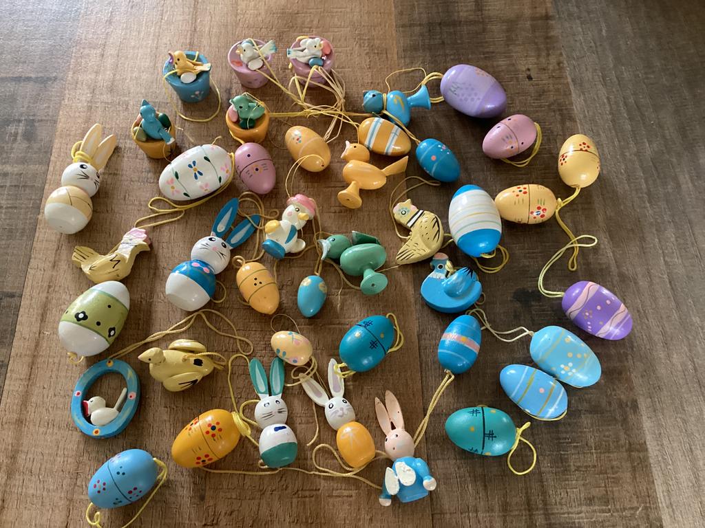 Oude houten paastak hangers 38 stuks, Ophalen of Verzenden, Zo goed als nieuw