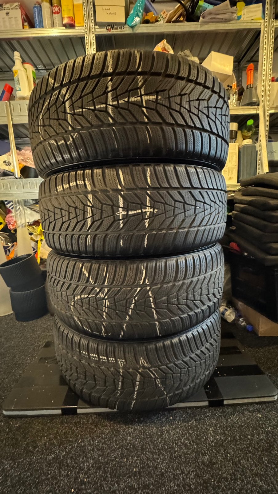 Foto 9 van Mini Countryman U25 Hankook winterset 245/45R19 Als Nieuw!!!