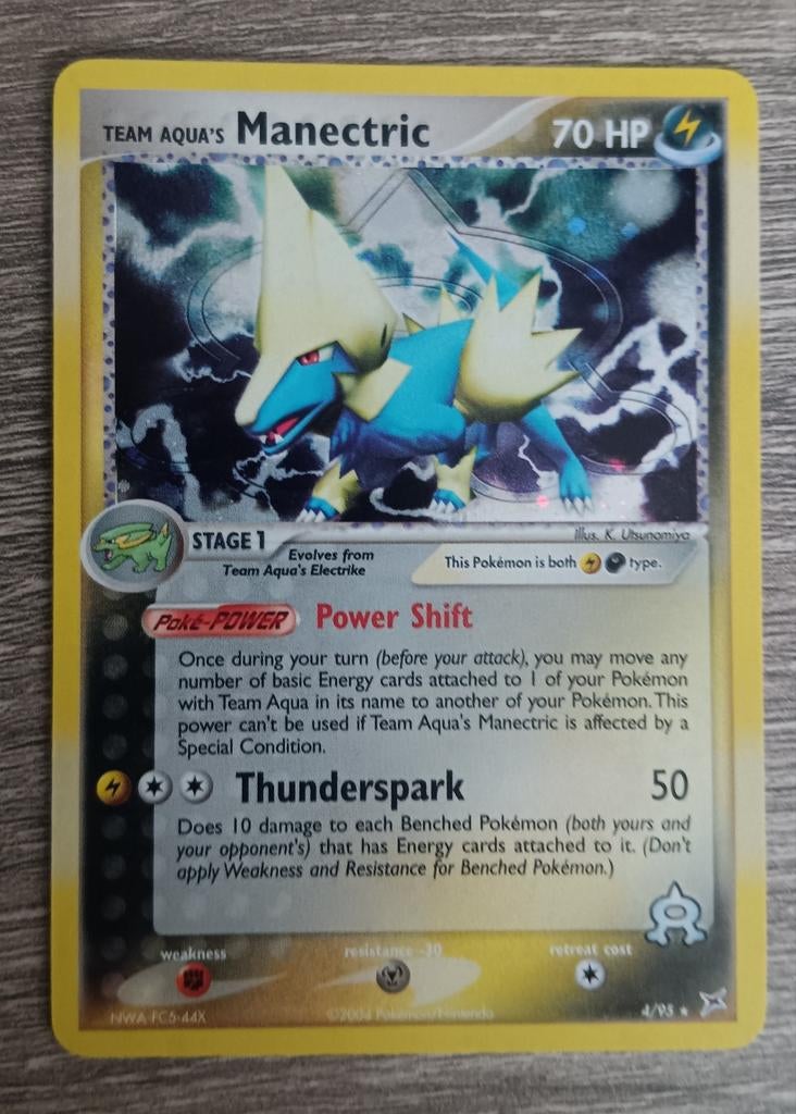 Team Aqua's Manectric holo EX Team Magma vs Team Aqua, Ophalen of Verzenden, Zo goed als nieuw, Losse kaart, Foil