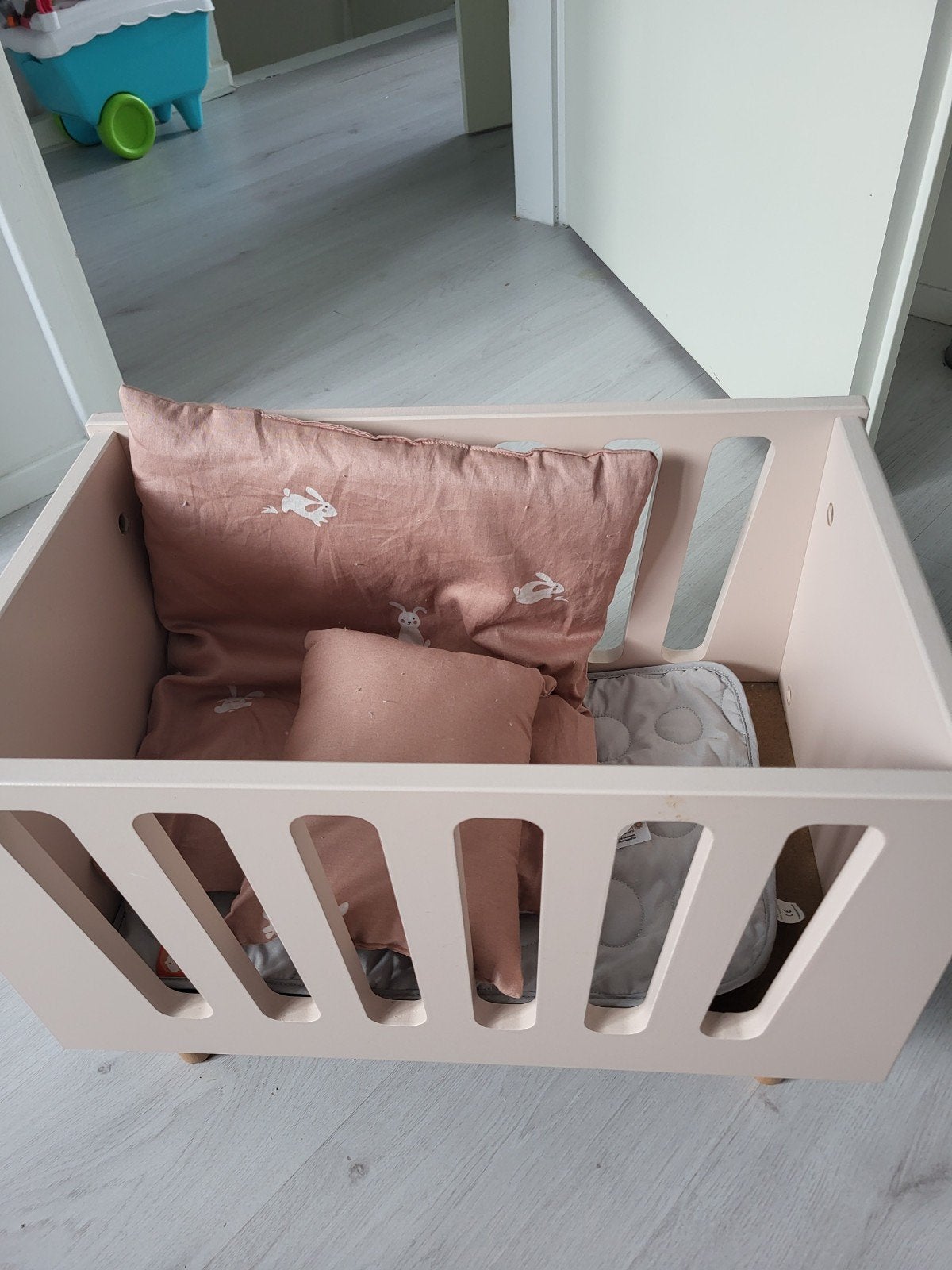 poppenledikant, Ophalen, Zo goed als nieuw