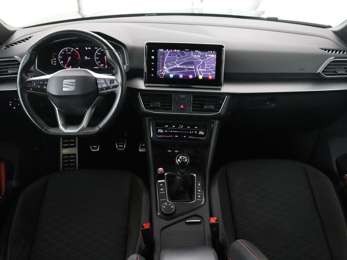 SEAT Tarraco 1.5 TSI FR Business Intense | Trekhaak | Camera, Stof, 4 cilinders, 150 pk, Zwart