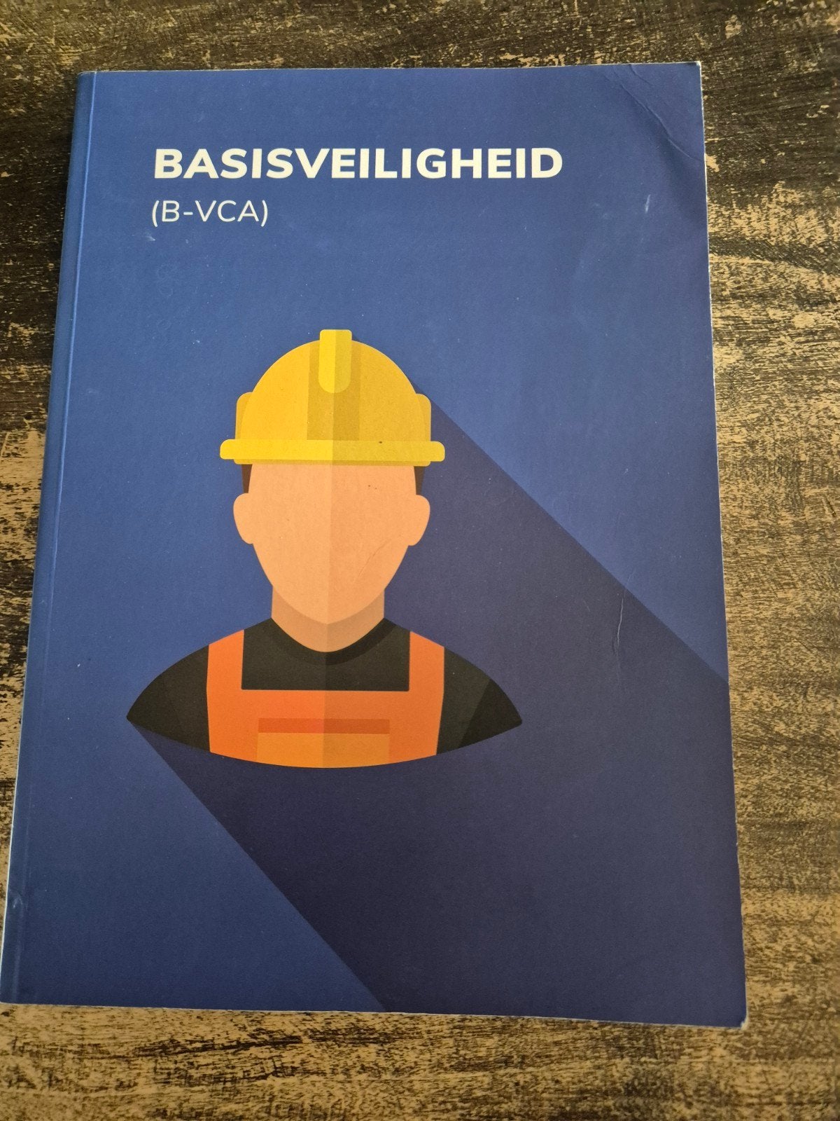 Basisveiligheid (B-VCA) boek, Ophalen of Verzenden, Zo goed als nieuw, Overige niveaus, Onbekend