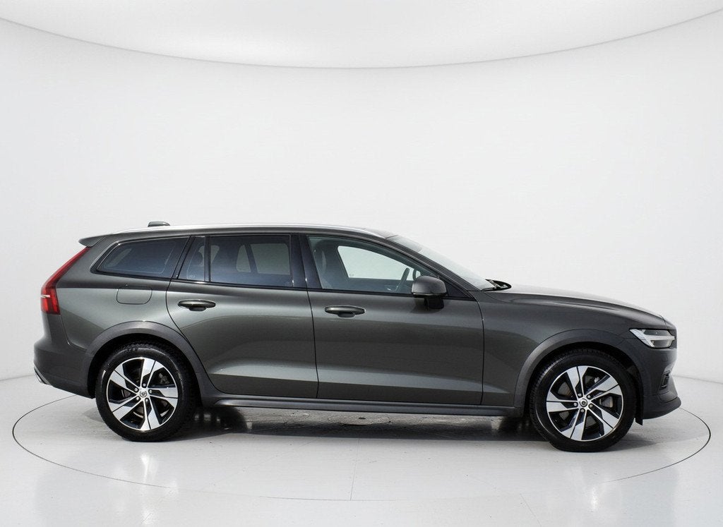 Volvo V60 Cross Country 2.0 D4 AWD Intro Edition|Nav|Cam|ACC, Auto's, Volvo, Automaat, Euro 6, Diesel, Vierwielaandrijving