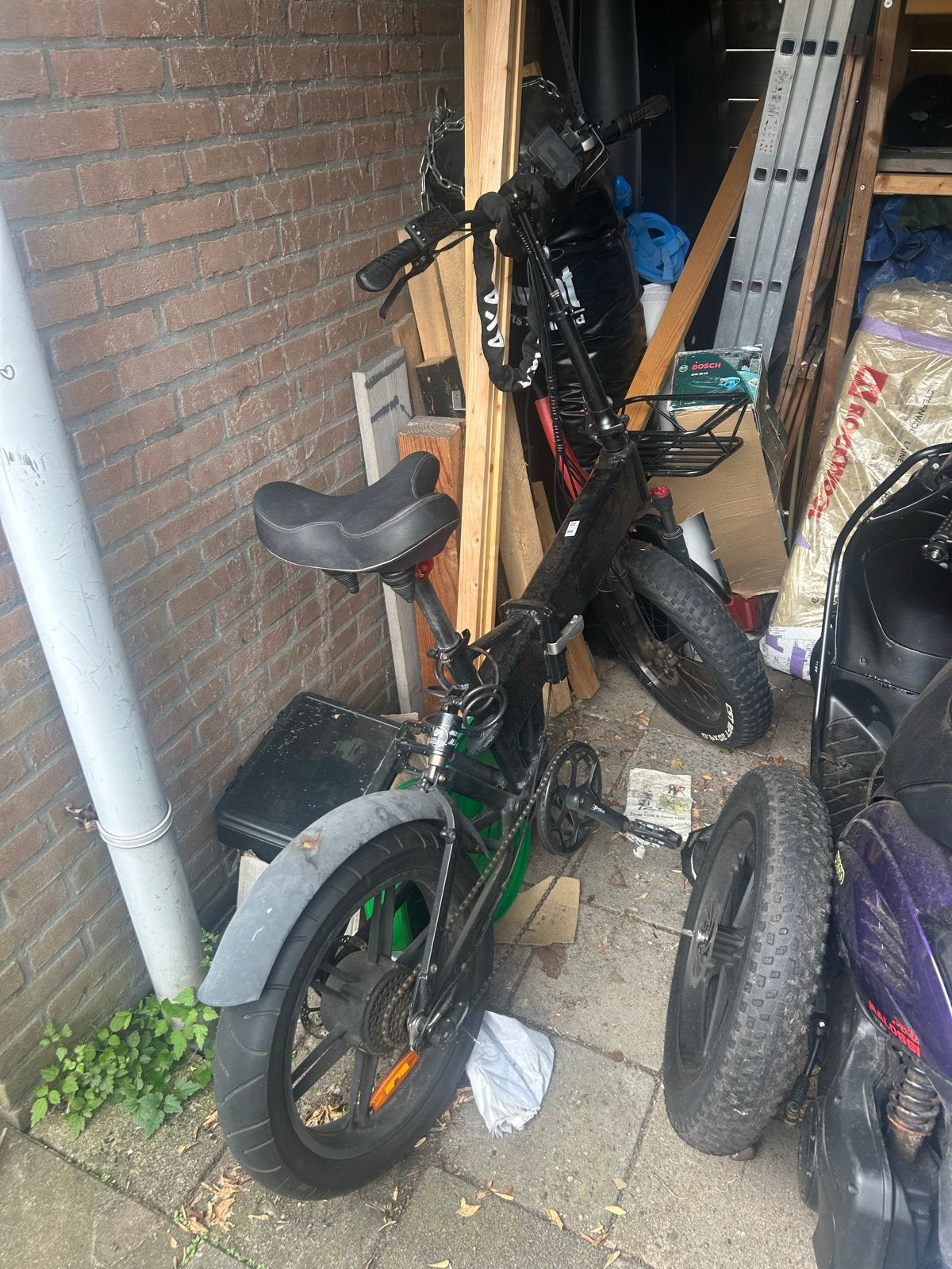 Esmaster Zwart Defect met 2 Accu's en Voorrekje, Ophalen, Gebruikt, 30 tot 50 km per accu, Overige merken