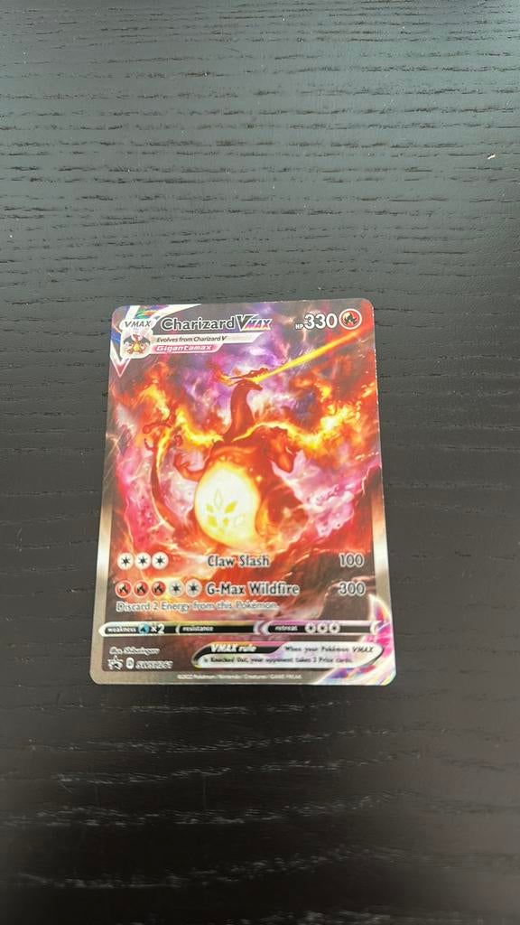 Charizard vmax, Ophalen of Verzenden, Zo goed als nieuw