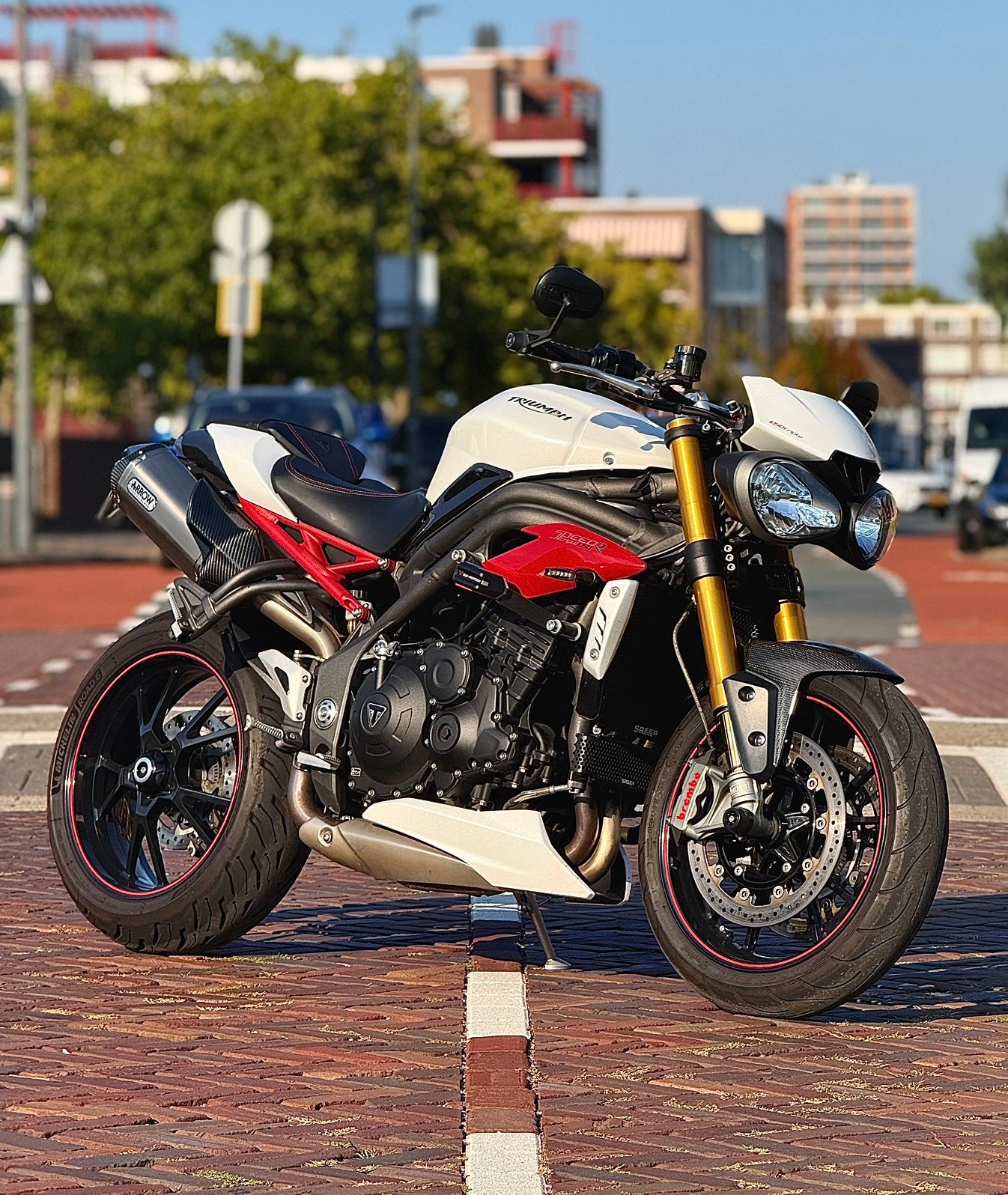 Triumph Speed Triple 1050 R bj 2018; Öhlins Brembo Arrow QS, Motoren, Motoren | Triumph, Occasion, Motorrijbewijs A, 3 cilinders