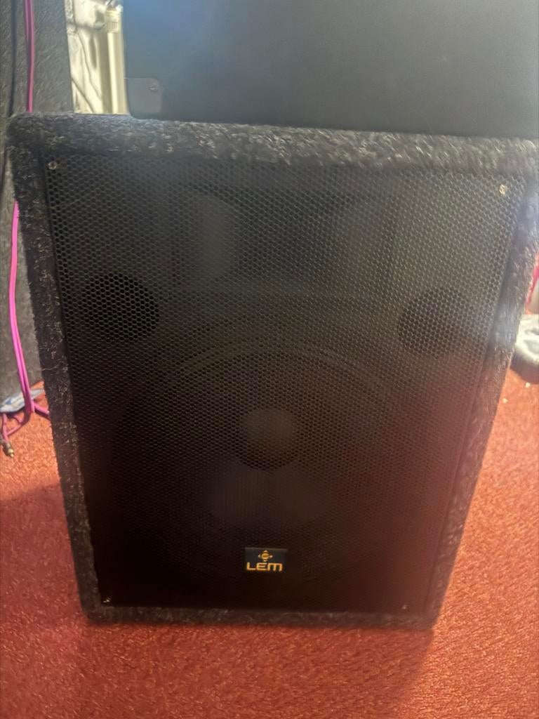 Lem speakers 2 stuks 250 watt, Audio, Tv en Foto, Luidsprekers, Overige merken, Gebruikt, Ophalen of Verzenden, 120 watt of meer
