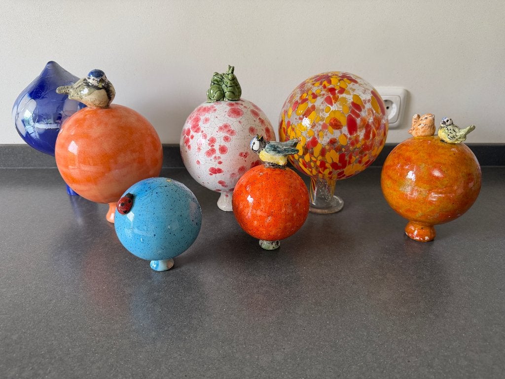 Prachtige vintage handgemaakte tuinbollen keramiek en glas, Ophalen of Verzenden, Gebruikt, Overige materialen, Overige typen
