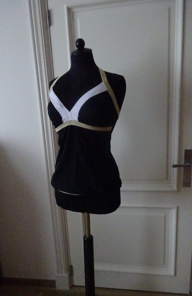 NIEUW Tankini Nickey Nobel Maat 46. Het kaartje hangt er nog, Overige typen, Meerkleurig, Nieuw, Ophalen of Verzenden