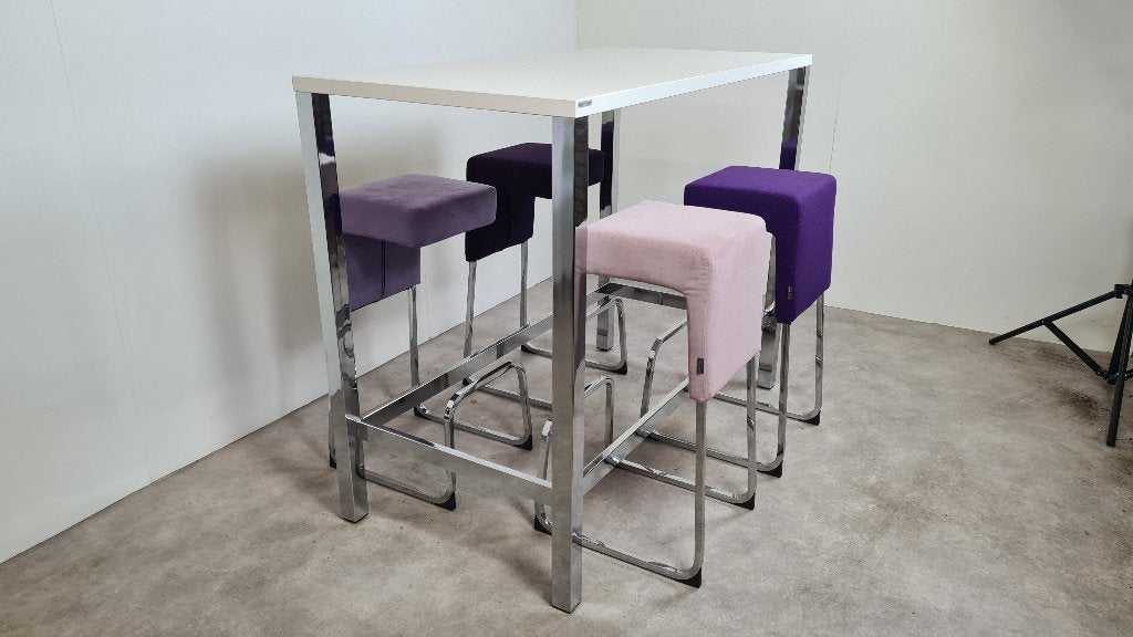 Wiesner Hager Design set "Fizz" 4 barkrukken + bartafel, Ophalen, Met voetsteun, 60 tot 90 cm, Zo goed als nieuw