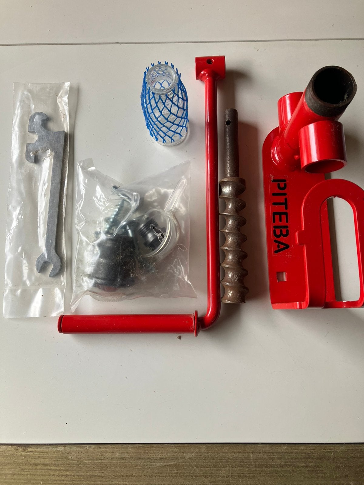 Piteba notenpers, olijvenpers, ongebruikt, Ophalen, Q, Piteba, Q