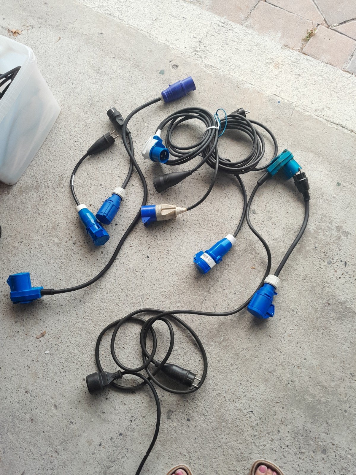 Diverse CEE verlengkabels en adapters, Caravans en Kamperen, Ophalen of Verzenden, Gebruikt