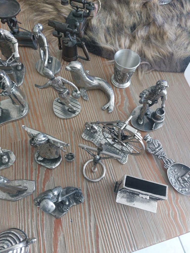 Verzameling tinnen beeldjes - diverse beroepen en figuren, Antiek en Kunst, Antiek | Tin, Ophalen of Verzenden