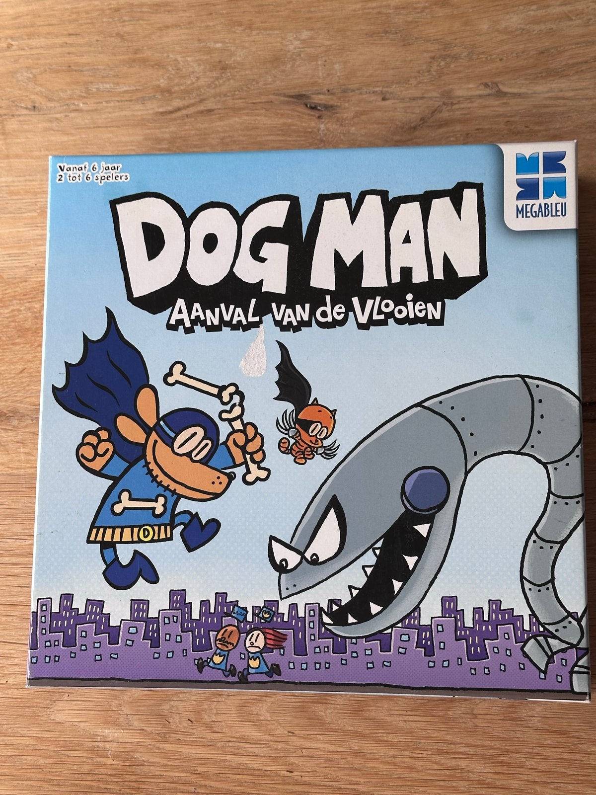 Dog Man: Aanval van de Vlooien - Bordspel, Drie of vier spelers, Ophalen of Verzenden, Zo goed als nieuw