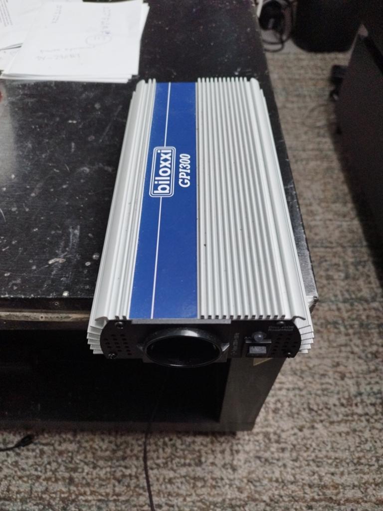 12v naar 220v omvormer 300w, Ophalen of Verzenden