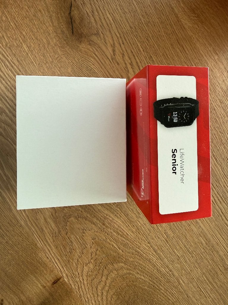 LIFEWATCHER SENIOR 4G GPS ALARMHORLOGES MET CONTACT KNOP, Zwart, Ophalen of Verzenden, Zo goed als nieuw, Waterdicht