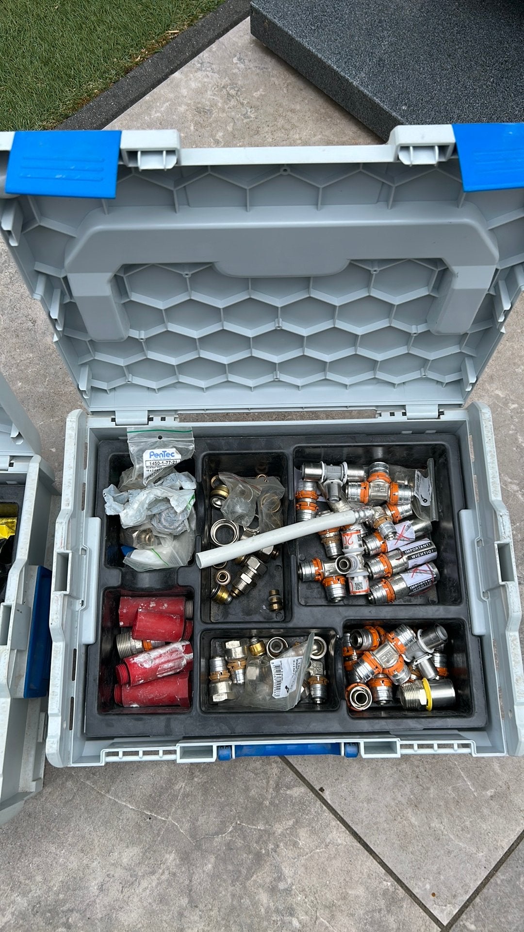 2 goed gevulde uponor koffers inclusief koppelingen., Ophalen, Overige materialen, 6 meter of meer, Overige typen