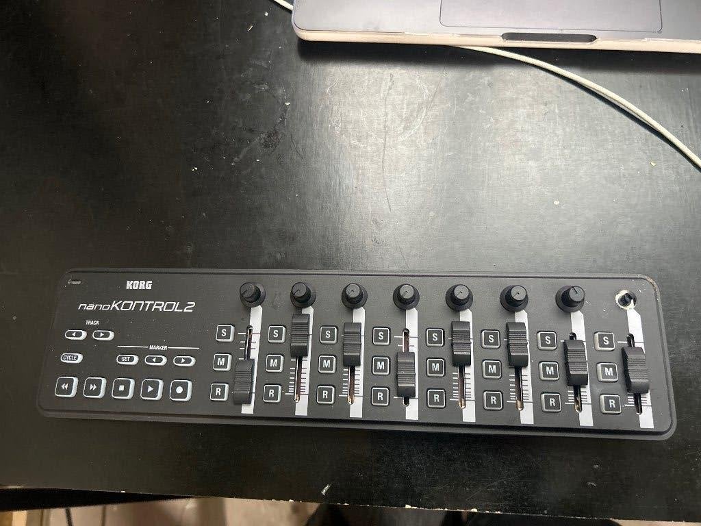 KORG nanoKONTROL2 MIDI Controller – Zo goed als nieuw, Ophalen of Verzenden, Zo goed als nieuw