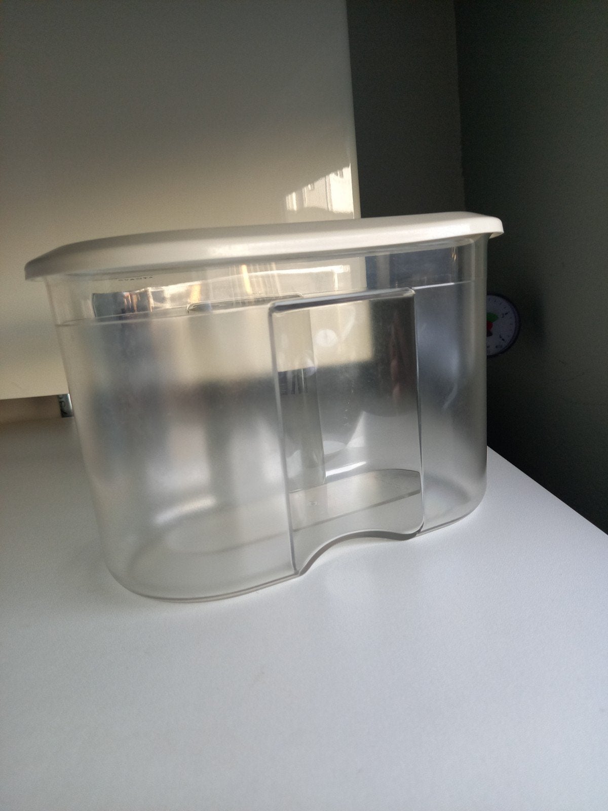 Beschuitbus Tupperware, Ophalen of Verzenden, Zo goed als nieuw, Wit, Overige typen
