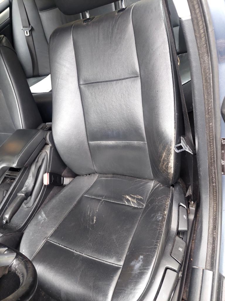 BMW 316i leren stoelen + achterbank, Ophalen, Gebruikt, BMW