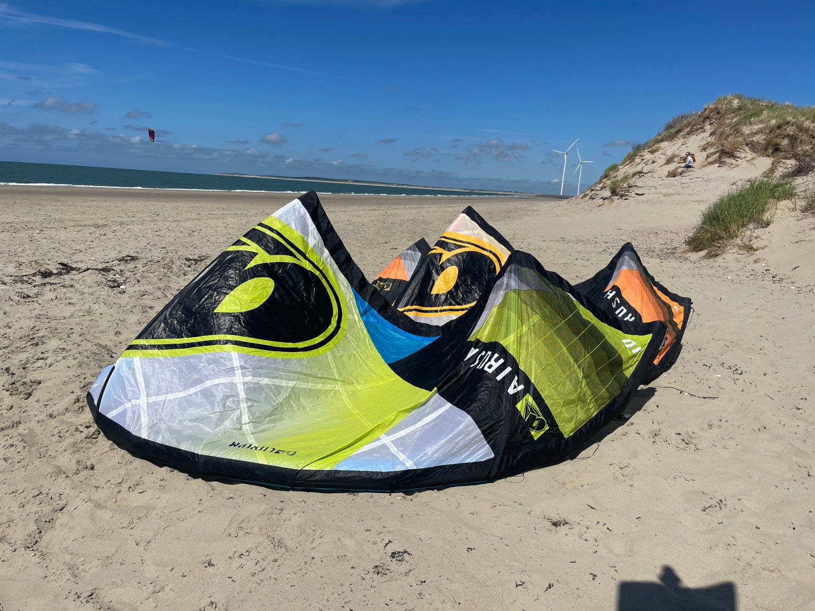 Airush lithium kite set 7m en 10m + bar, Watersport en Boten, Kitesurfen, Gebruikt, 10 m², Geen board, Ophalen of Verzenden
