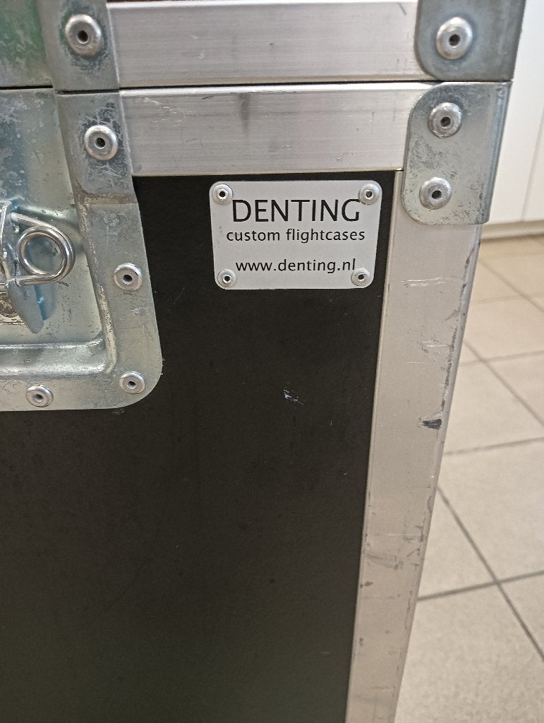 Flightcase Denting te koop, Muziek en Instrumenten, Behuizingen en Koffers, Zo goed als nieuw, Overige instrumenten, Flightcase