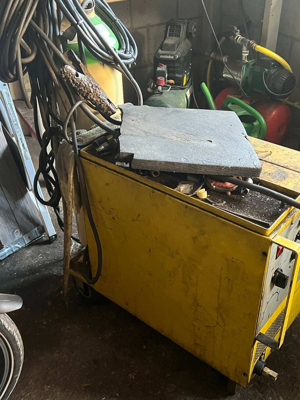 ARO-MIG II Lasapparaat - Gebruikt, maar functioneel, Ophalen, Gebruikt, 150 tot 250 ampère, Co2