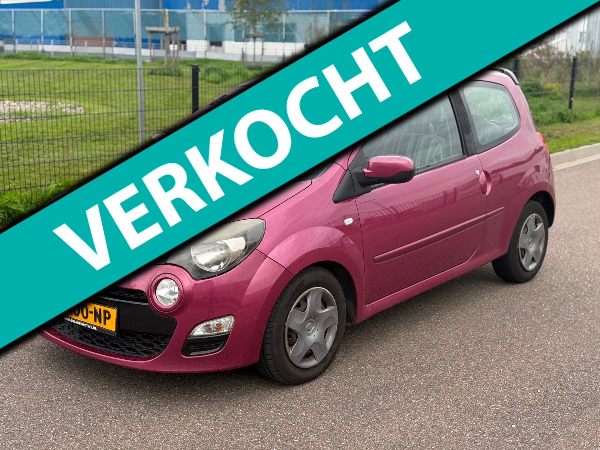 Renault Twingo 1.2 16V Acces|Airco|Nieuwe apk, Auto's, Voorwielaandrijving, Euro 5, Twingo, Gebruikt