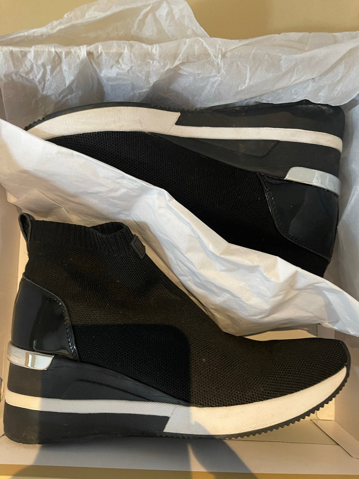Michael Kors Skyler Bootie maat 40, Kleding | Dames, Schoenen, Zo goed als nieuw, Sneakers of Gympen, Zwart, Ophalen of Verzenden