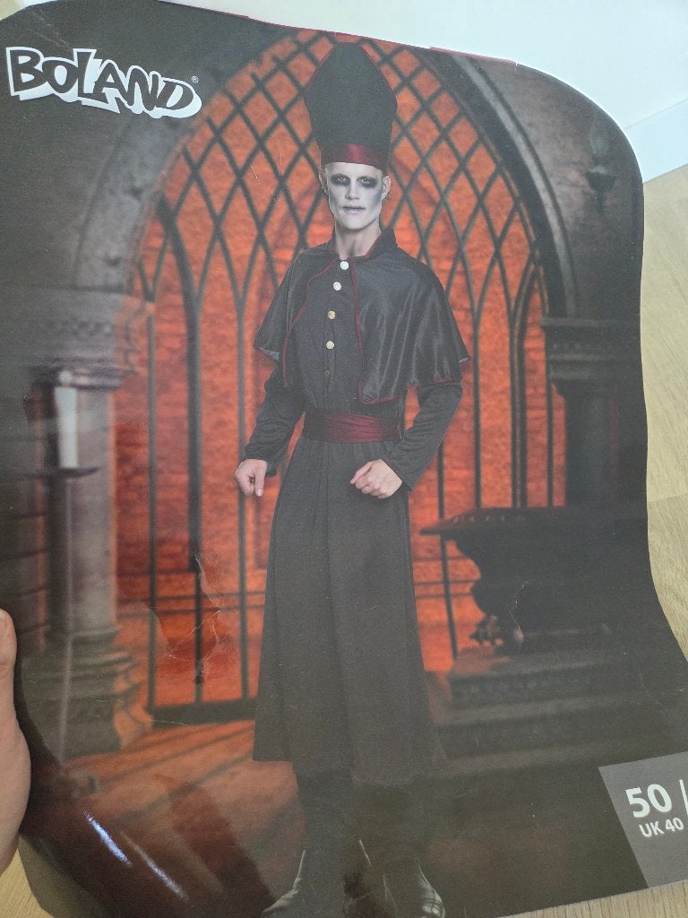 Verkleedkleding priester Halloween, Ophalen, Zo goed als nieuw, Boland