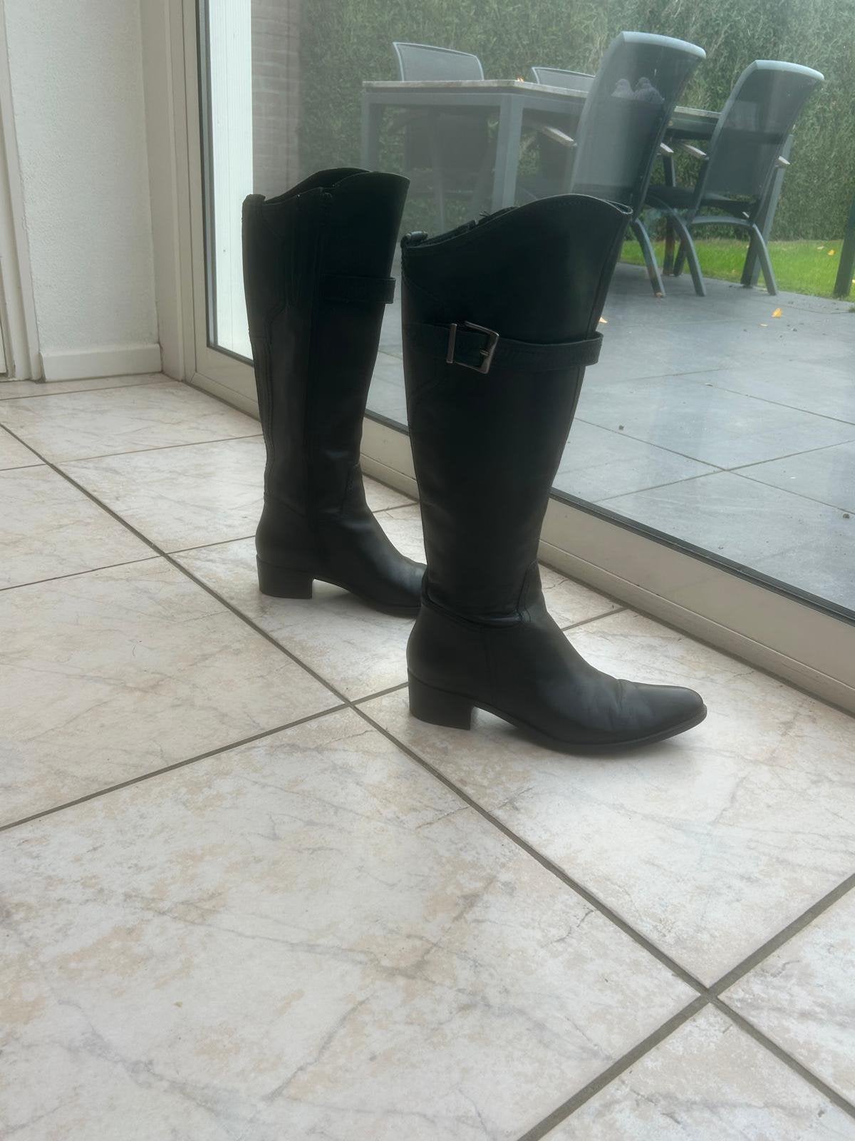 Hoge leren dames laarzen, maat 39., Ophalen of Verzenden, Zo goed als nieuw, Zwart, Hoge laarzen
