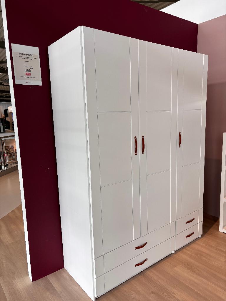 LIFETIME Kidsrooms Kledingkast 3-Deurs - 4 Laden - Wit Gelak, Ophalen, Zo goed als nieuw