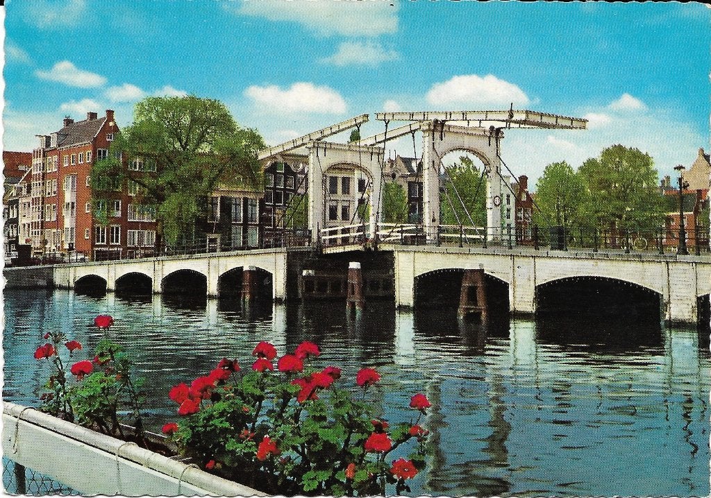 Ansichtkaart  	Amsterdam	Magere Brug, Verzenden, 1960 tot 1980, Ongelopen, Noord-Holland
