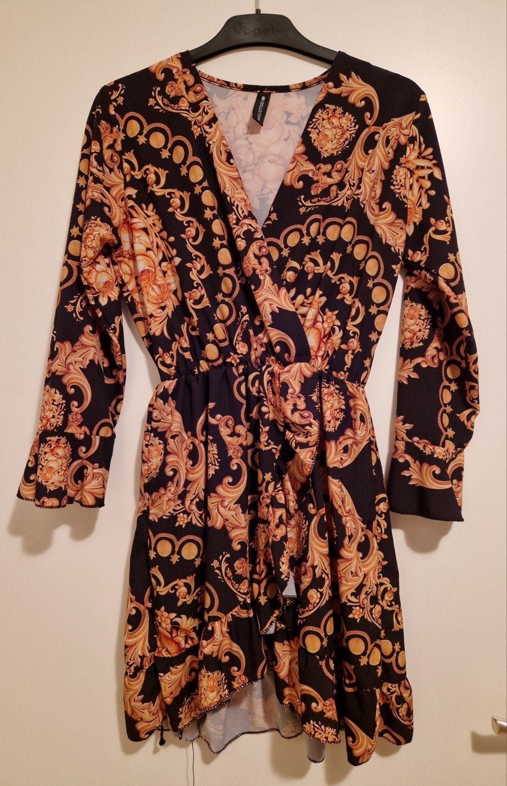 Versace look jurkje 1 maat, Ophalen of Verzenden, Zo goed als nieuw, Maat 38/40 (M), Zwart