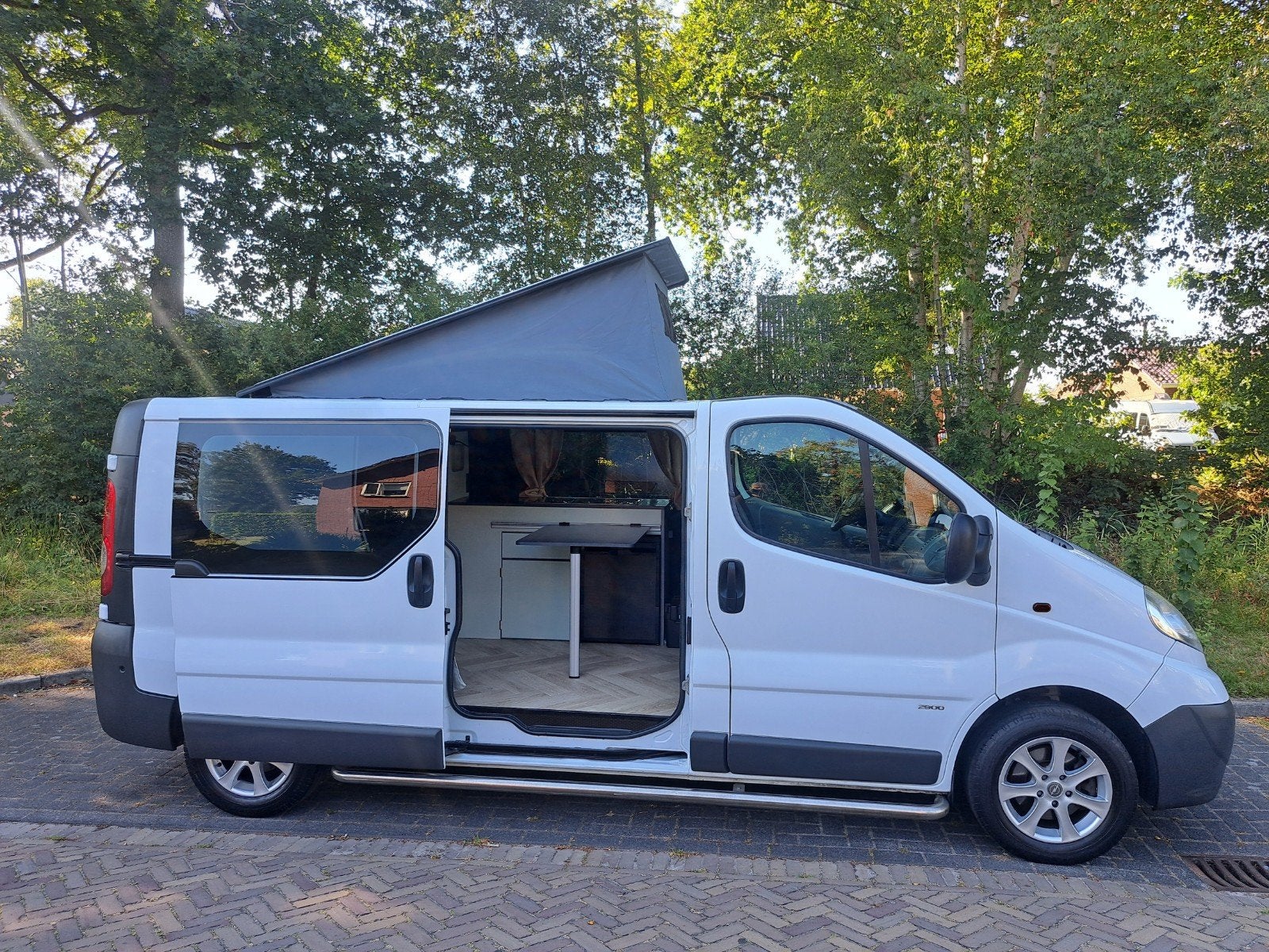 Opel Vivaro L2H1 buscamper euro 5  met nieuw interieur, Overige merken, Bestuurdersdeur, Tot en met 2, 7 tot 12 maanden geleden