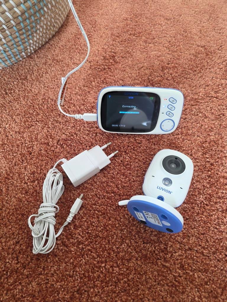 Luvion Platinum 2 babyfoon met camera, Kinderen en Baby's, Babyfoons, Ophalen of Verzenden, Zo goed als nieuw, 250 meter of meer