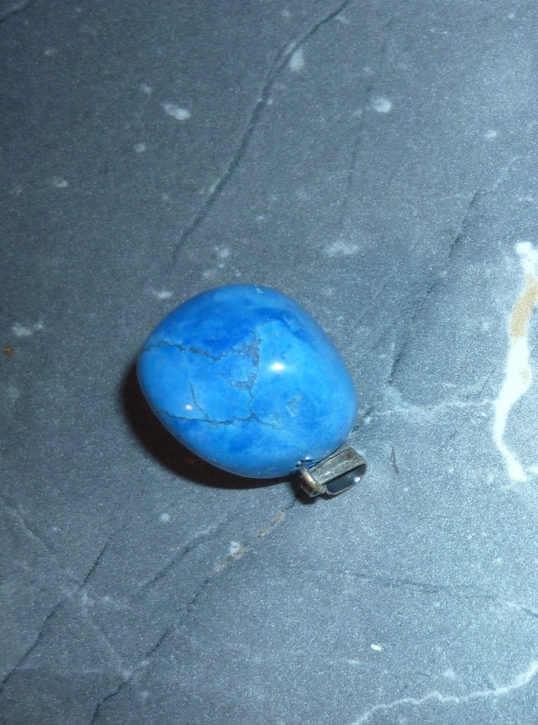 Edelsteenhanger / hangertje blauw edelsteen / howliet blauw, Overige voorstellingen, Blauw, Nieuw, Ophalen of Verzenden