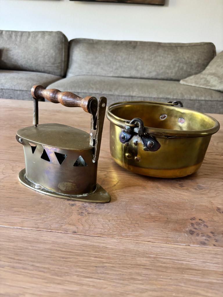 Antiek Messing Kolenstrijkijzer & Mini Kookpotje - Brocante, Ophalen